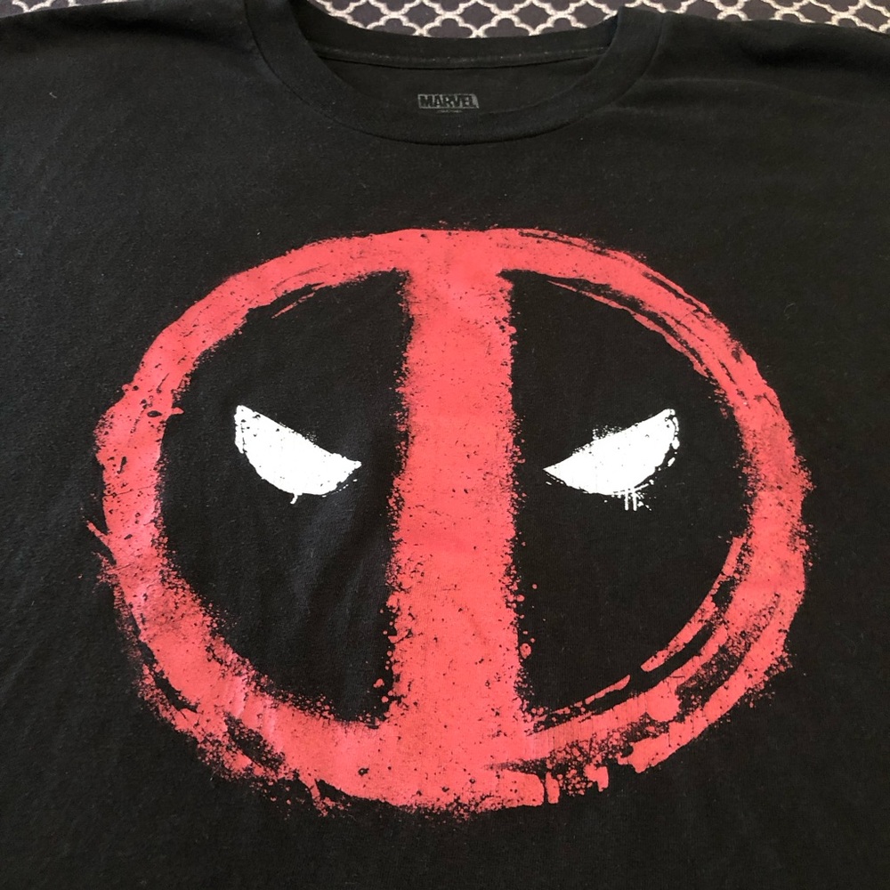 Marvel Mens Deadpool Superhero Black Graphic T-Shirt Sz 5XL Short Sleeve Fg22